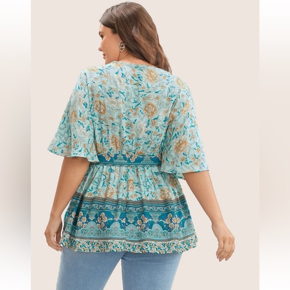 BloomChic Plus Size 2XL Floral Print Ruffles Belted Blouse us18-20 - Picture 3 of 6